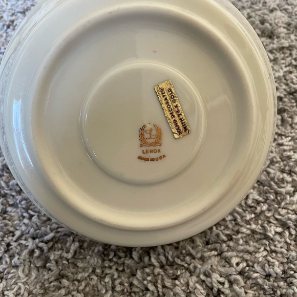 Lenox Candlestick Holder off white cream With Handle Greenfield 24k trim - Picture 6 of 6